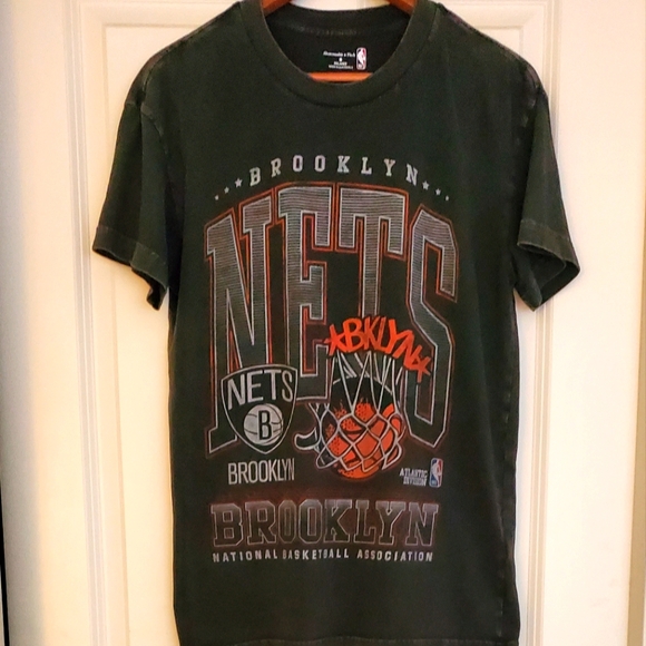 Abercrombie & Fitch graphic tee Brooklyn Nets, size S - Picture 1 of 3